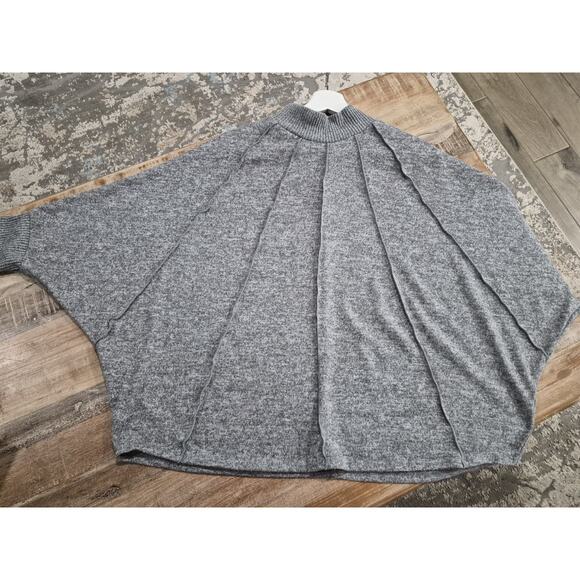 Parallel Skies Women's Poncho Sweater Size L Very Soft Knit High Neck Pullover - Picture 3 of 4